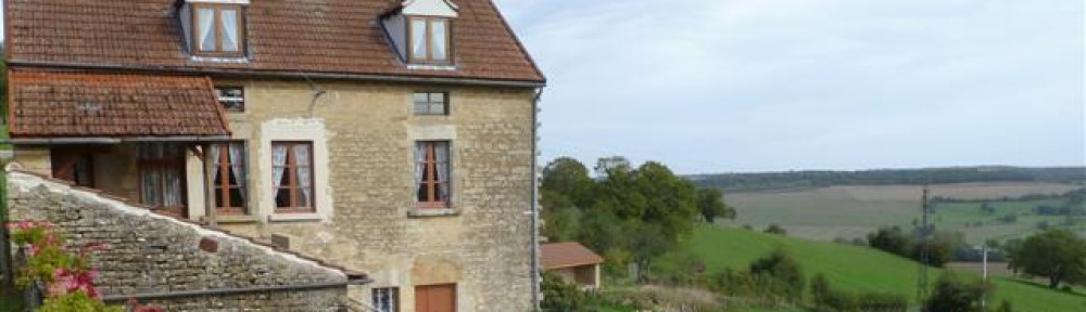 La Chenevière, cottage in Burgundy, France